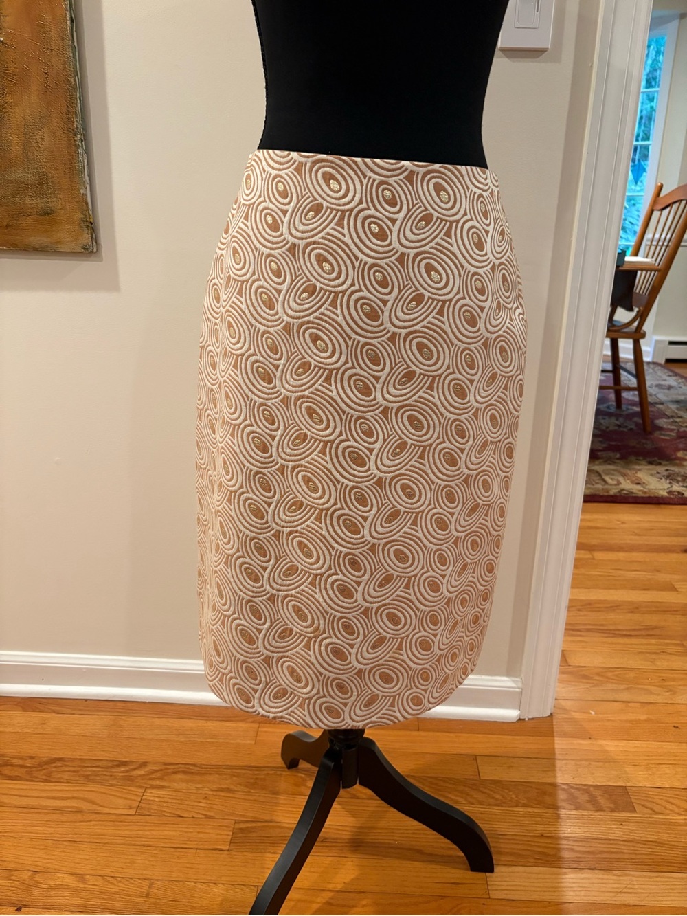 Barneys New York Beige and White Swirl-Pattern Pencil Skirt